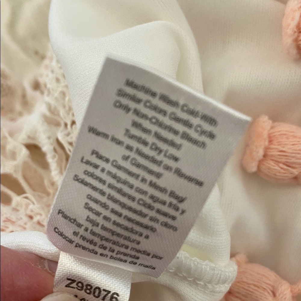 Venus Lace Dress - Picture 8 of 8